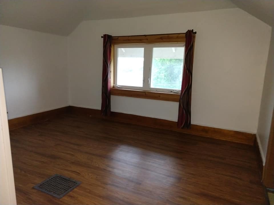 Phi Sigma house - Room7